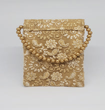 Load image into Gallery viewer, Gold Net Mobile Pouch
