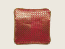 Load image into Gallery viewer, Pink Brocade Coin Purse
