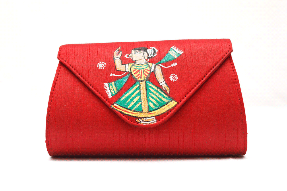 Red Painted Clutch