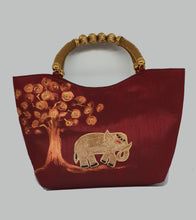 Load image into Gallery viewer, Elephant Print Antique Handle